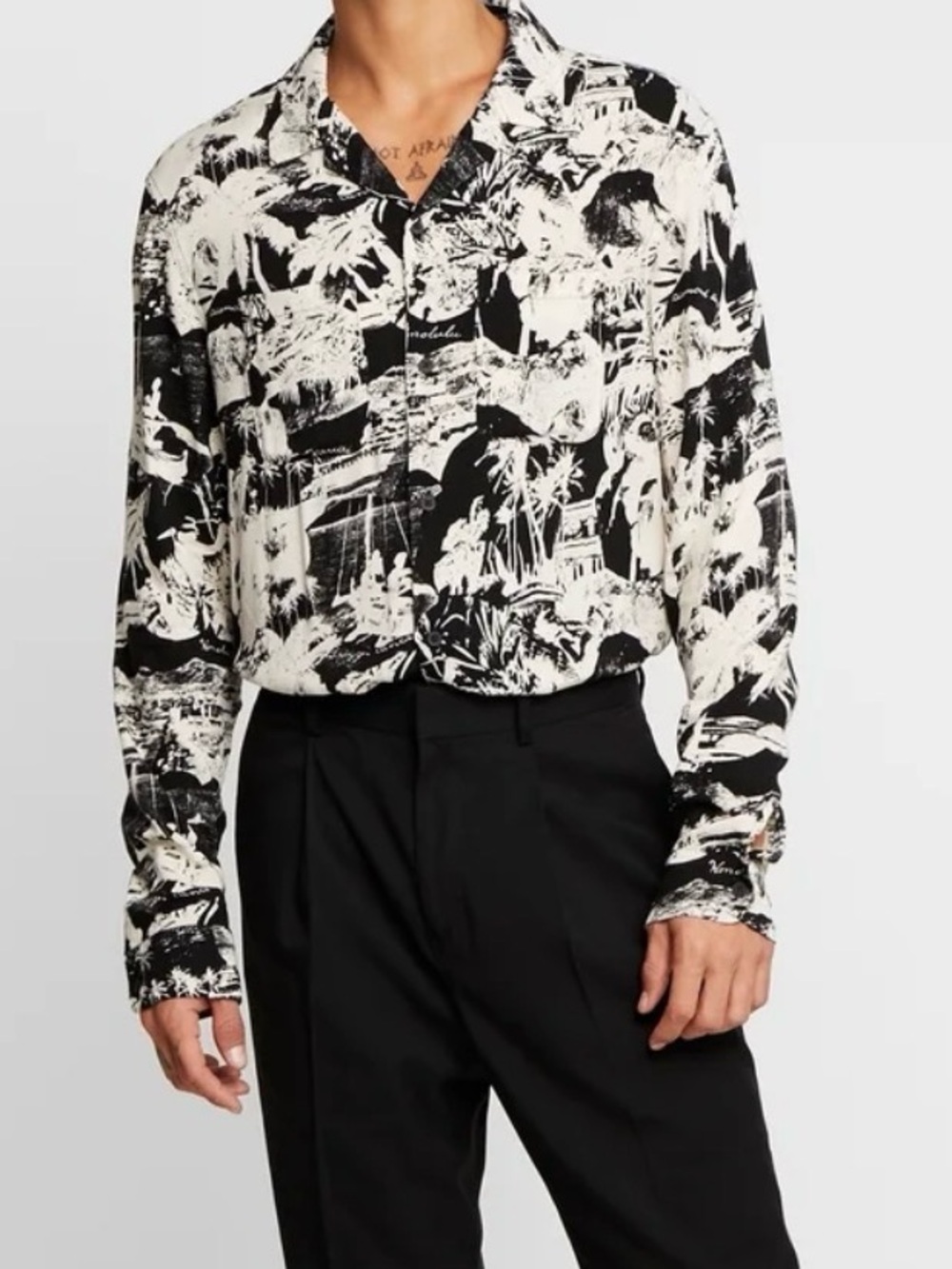 AllSaints Hawaiian Print Button Up Shirt Black Cream Size L - Picture 2 of 10